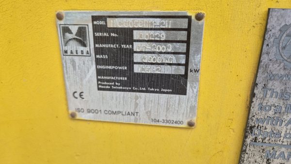 Maeda MC305C-2 Mini Crawler Crane - Image 2