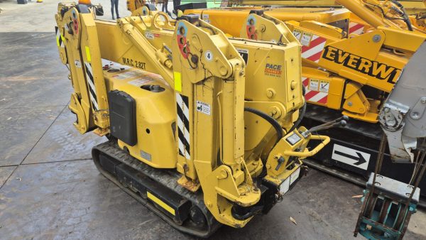 Maeda MC285C Mini Crawler Crane - Image 7