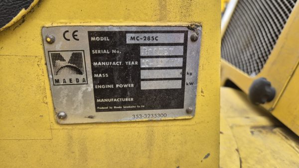 Maeda MC285C Mini Crawler Crane - Image 4