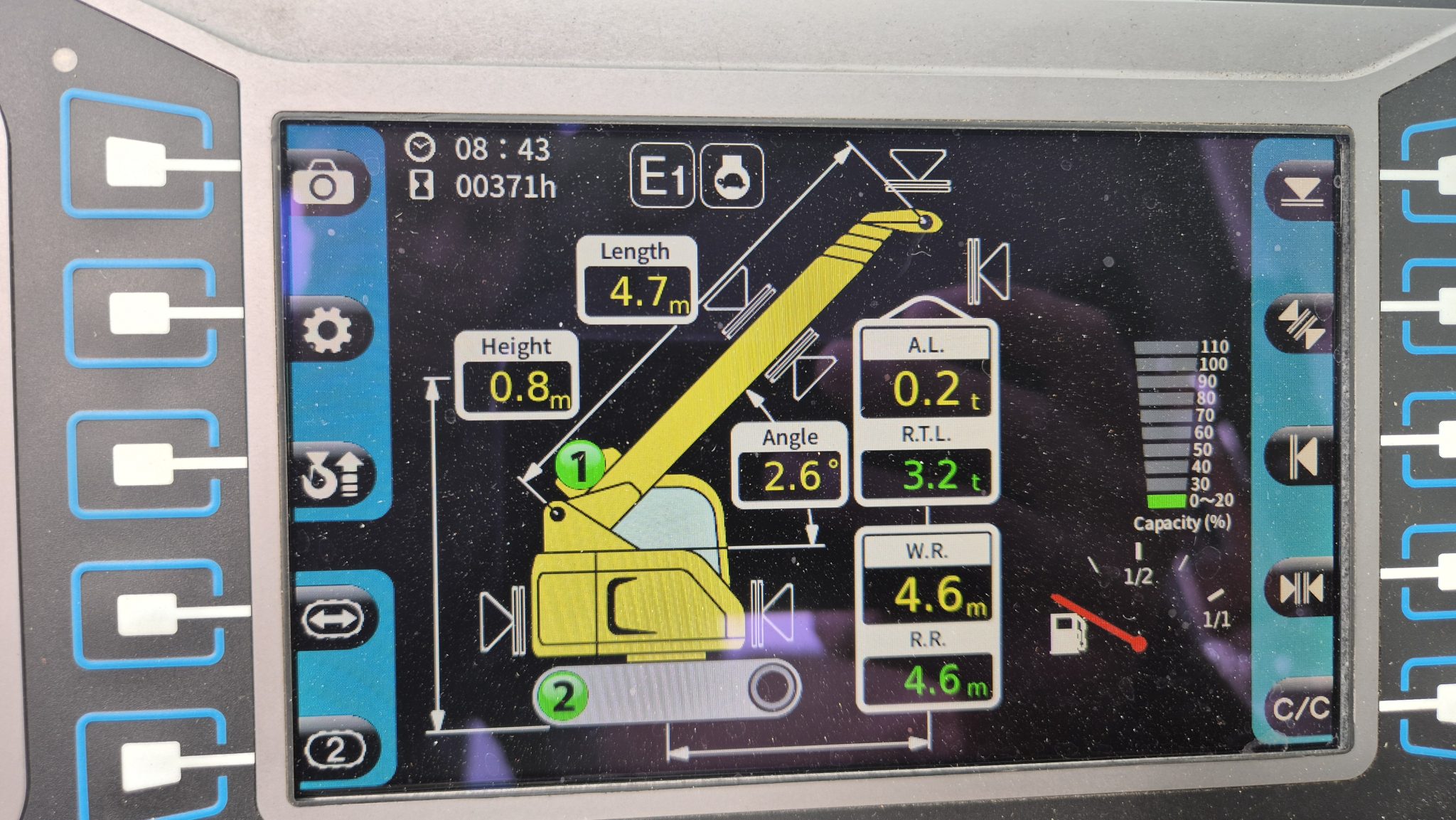 Maeda CC1485 Crawler Crane - Image 7