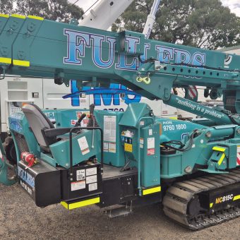 Maeda MC815C Mini Crawler Crane